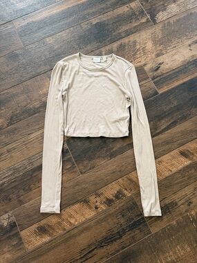 Sunday Best Beige Ribbed Long Sleeve Cropped Tee